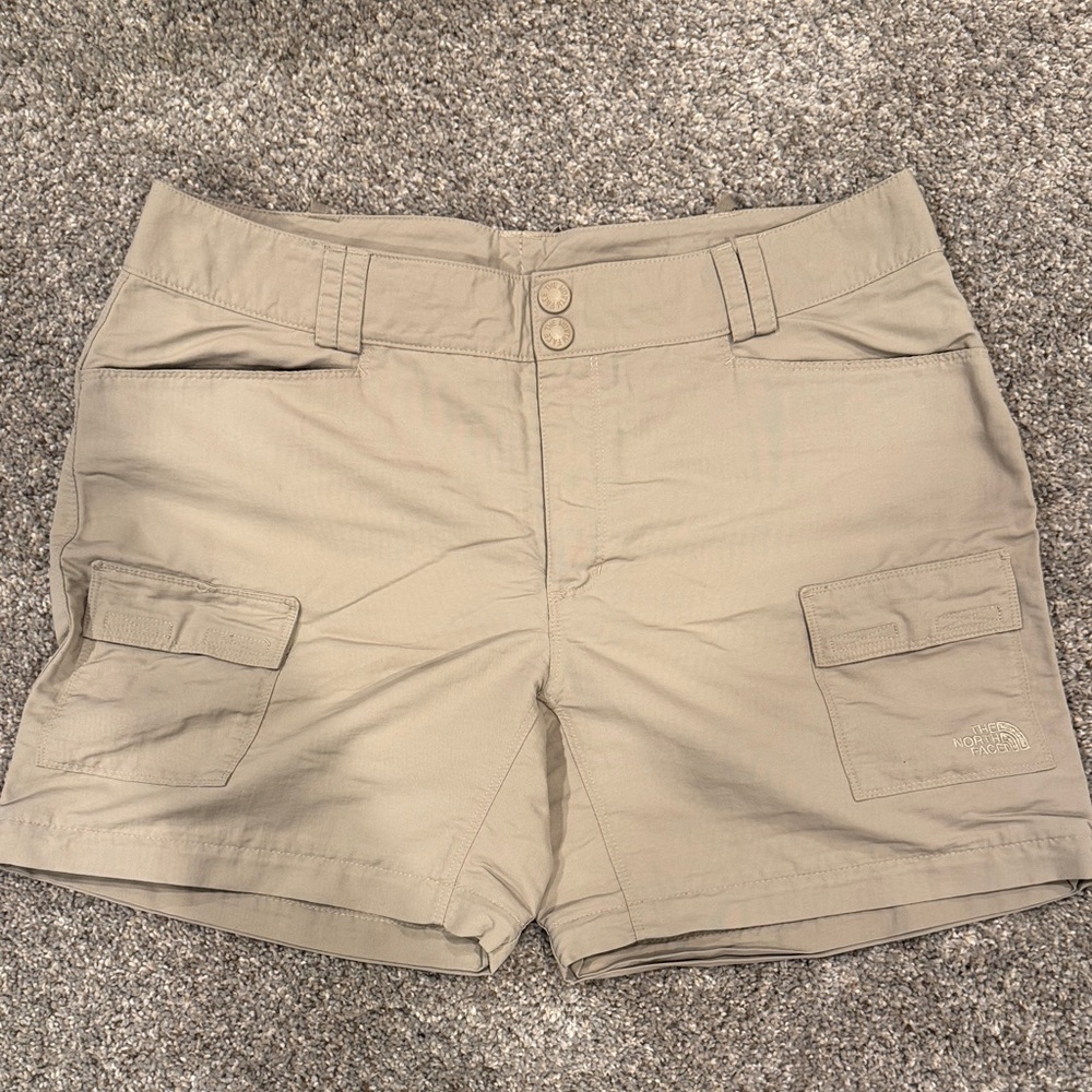 The North Face Women's Beige Cargo Shorts size 14